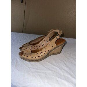 Patrizia Spring Step Slingback Peep Toe Wedge Sandal Womens 38